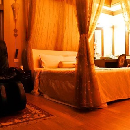 Swan Lake Motel Guishan Extérieur photo