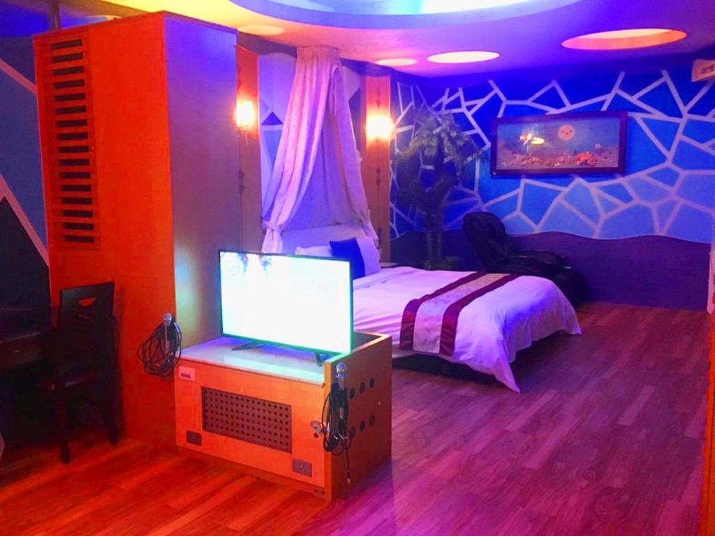 Swan Lake Motel Guishan Extérieur photo