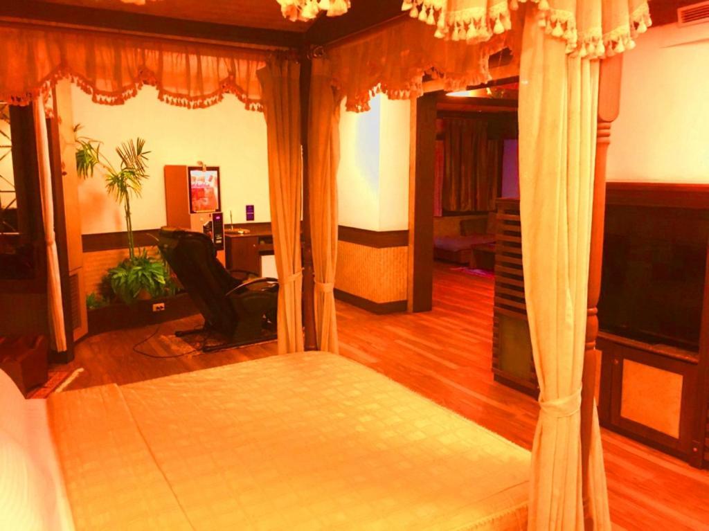Swan Lake Motel Guishan Extérieur photo