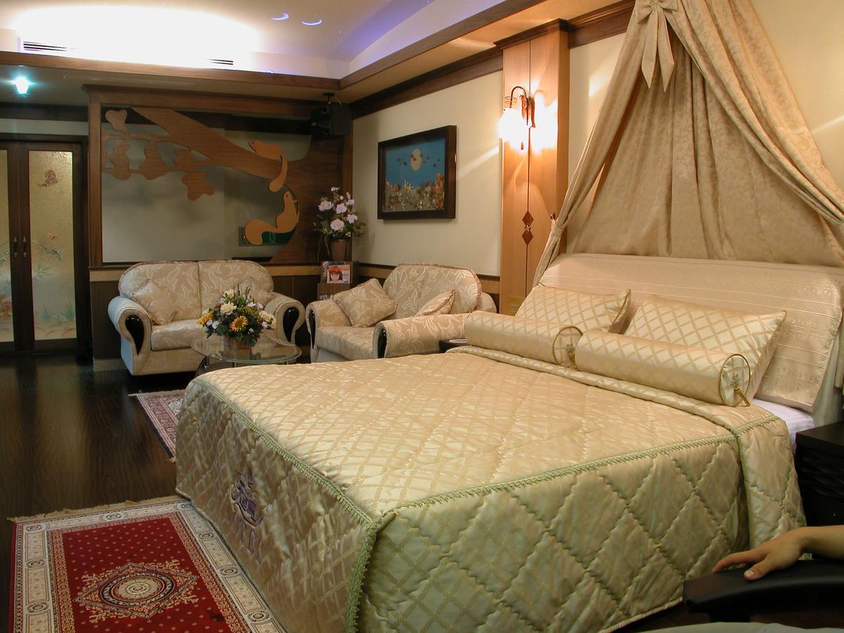 Swan Lake Motel Guishan Extérieur photo