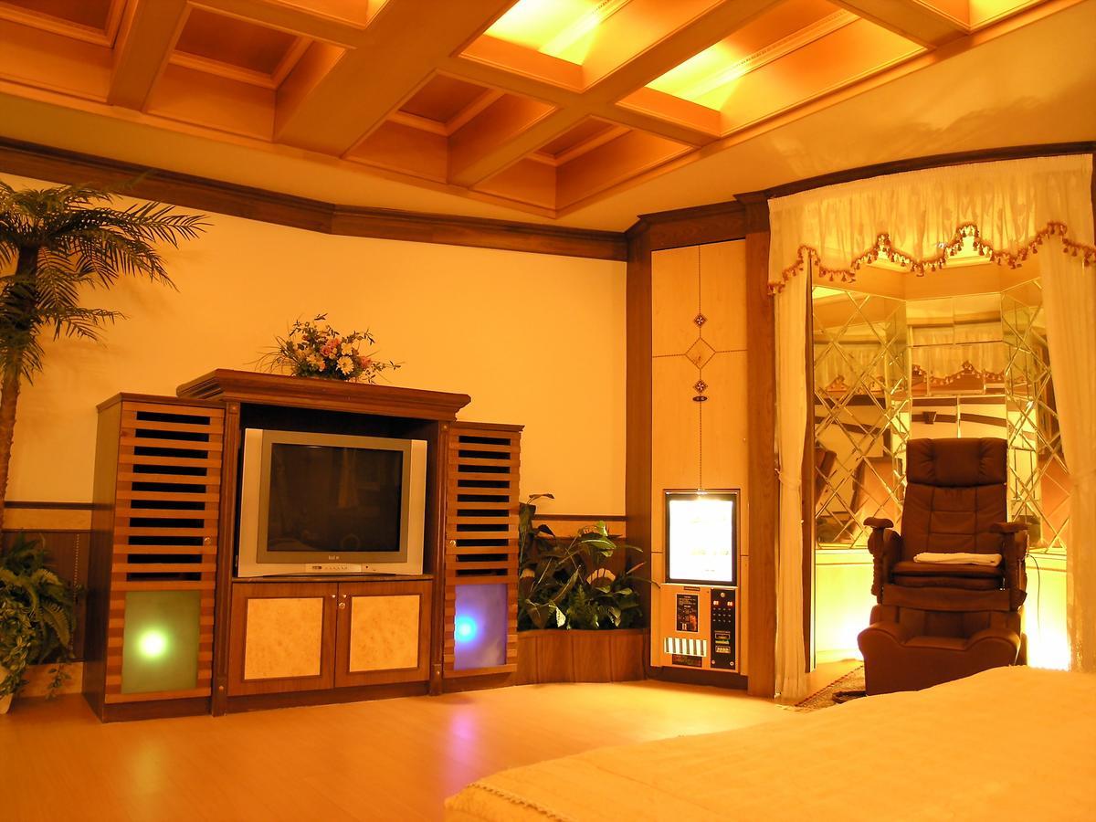 Swan Lake Motel Guishan Extérieur photo